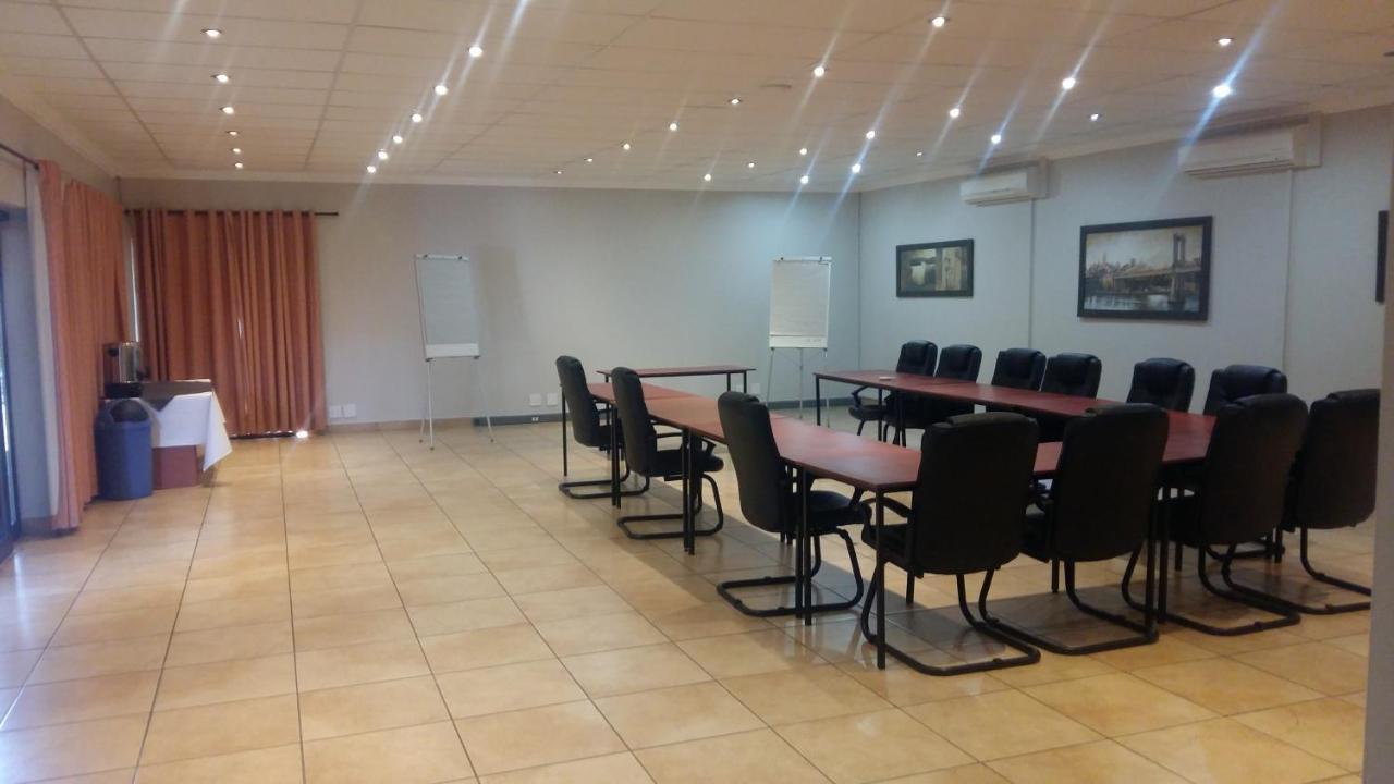 Europrime Boutique Hotel Boksburg Exterior foto